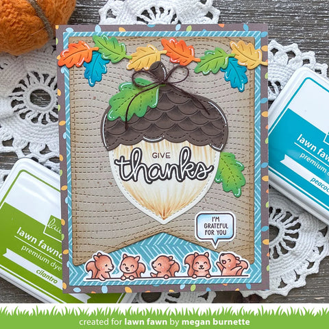 Lawn Fawn - Leaf and Acorn Border Dies